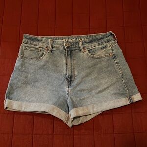 American Eagle Mom Shorts 2.5" Inseam